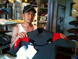 wetsuits_get_100729.jpg